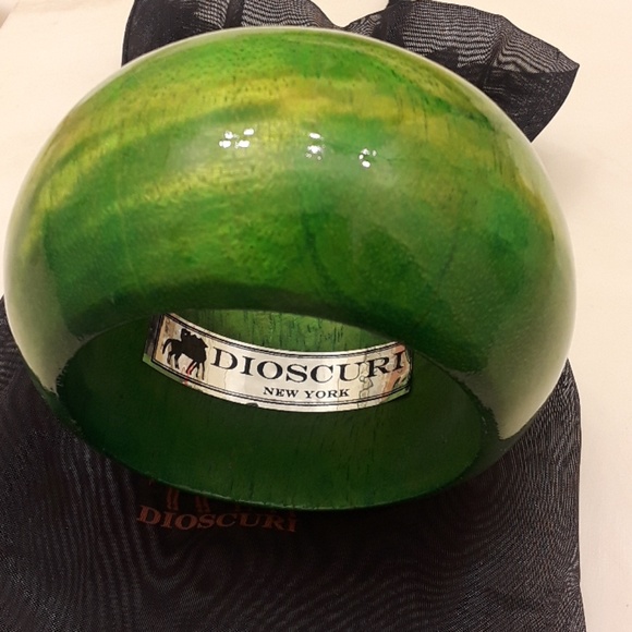 Beautiful Dioscuri New York Bracelet - Picture 2 of 5